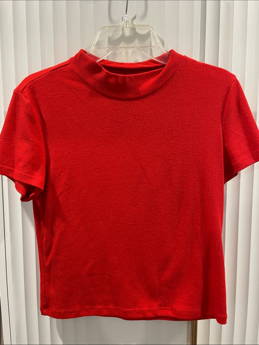 SHEIN Red Short-Sleeve Mock Neck Tee